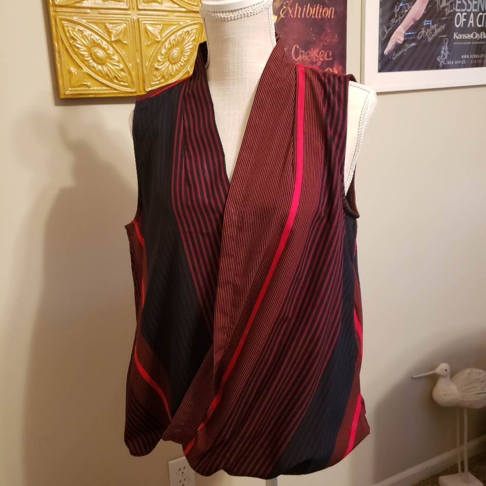 Liz Claiborne snap front blouse L